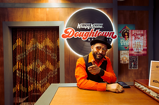 Krispy Kreme - Doughtown- Kit and Cabood