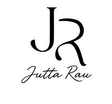 Ich bin Jutta Rau, freie Traurednerin mit Herz und Leidenschaft. Auf der Hochzeitsmesse Fulda erzähle ich euch, wie eure persönliche Liebesgeschichte zur unvergesslichen Traurede wird. Jede Rede ist individuell, gefühlvoll und authentisch – so einzigartig wie ihr.