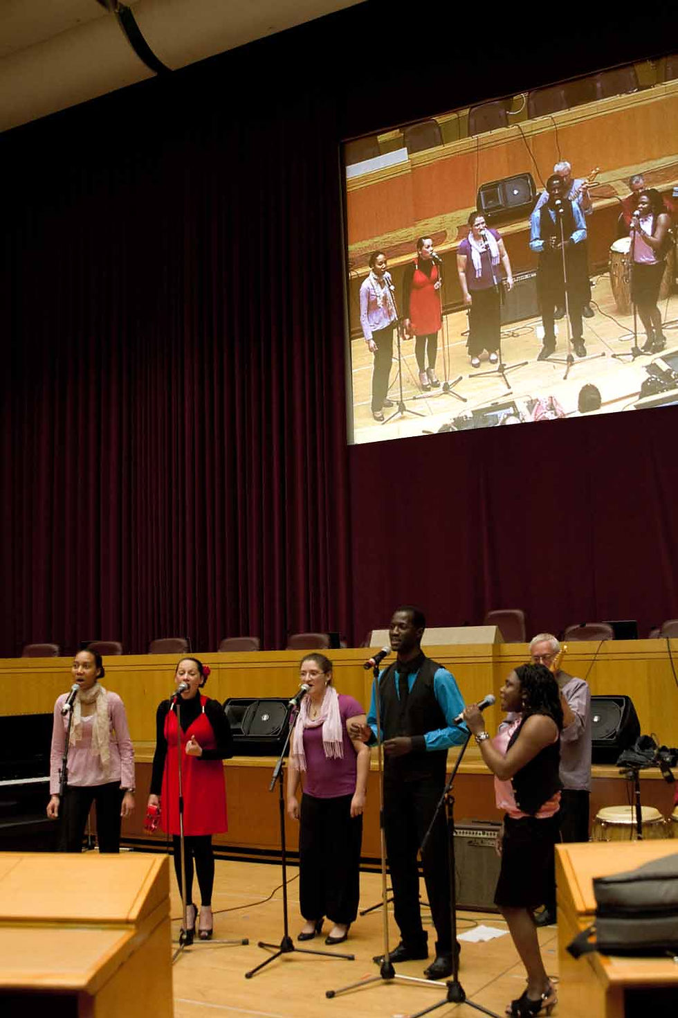 "dans l'ombre d'un regard"