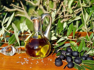 Donación de 300 litros de aceite de oliva