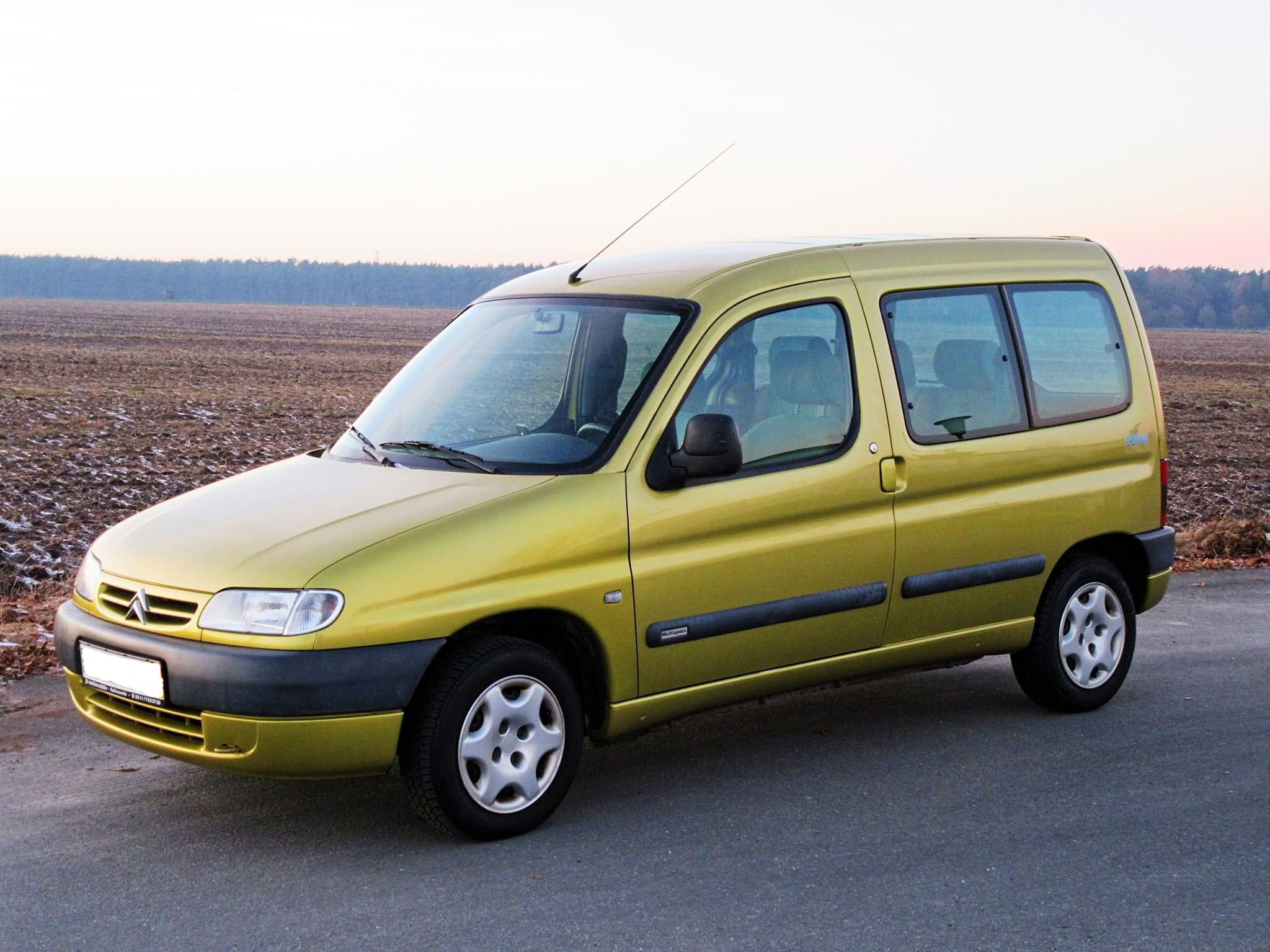 Cubre maletero Citroen Berlingo, 3 puertas, 5 plazas (1997-2007I