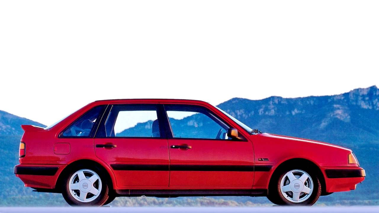 Cubre maletero Volvo 440 (1988-1996)