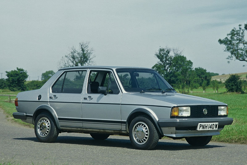Cubre maletero Volkswagen Jetta (1983-1991)