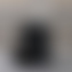 株式会社山善とのコラボレーションによるプロダクトデザイン第二弾。業界初のペットボトル給湯器、お茶メーカー、コーヒーメーカーの3つの機能を兼ね備え、わずか0.5秒で設定温度のお湯が出る、『次世代電気ポット』を今秋発売。