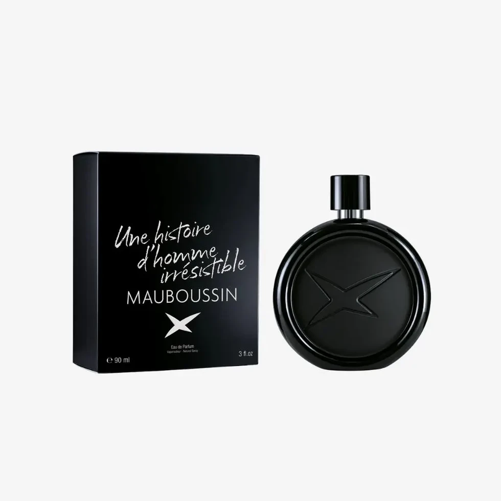 Flacon rond noir Mauboussin Irrésistible EDP 90ml et coffret noir mat inscription manuscrite blanche