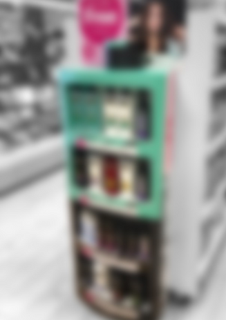 tres blur.png