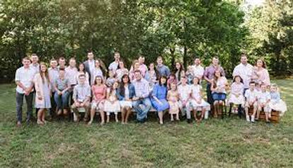 Why I'm Obsessed with the Duggar Family