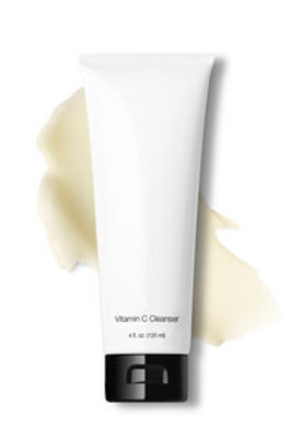 YN_VIT_C_CLNSR_WSWP_97614_V2_2500px.jpg