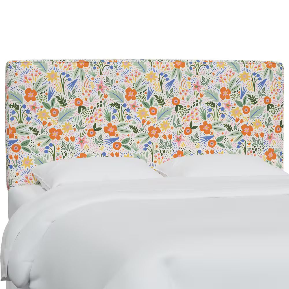 Színes virágmintás ágyvég, nyomott szövettel