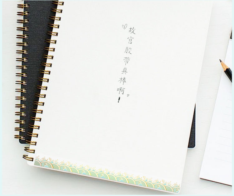 ภาพขนาดย่อ: เทปลายคลื่นทะเลพร้อมฟอยล์สีทอง