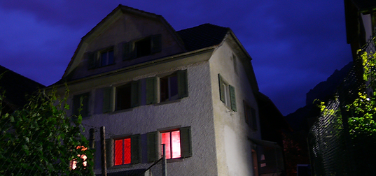 love-hotel.png