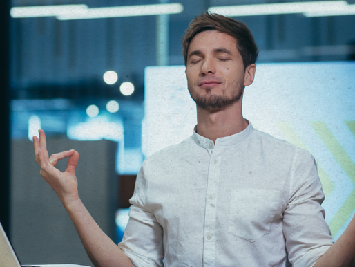 homem meditando