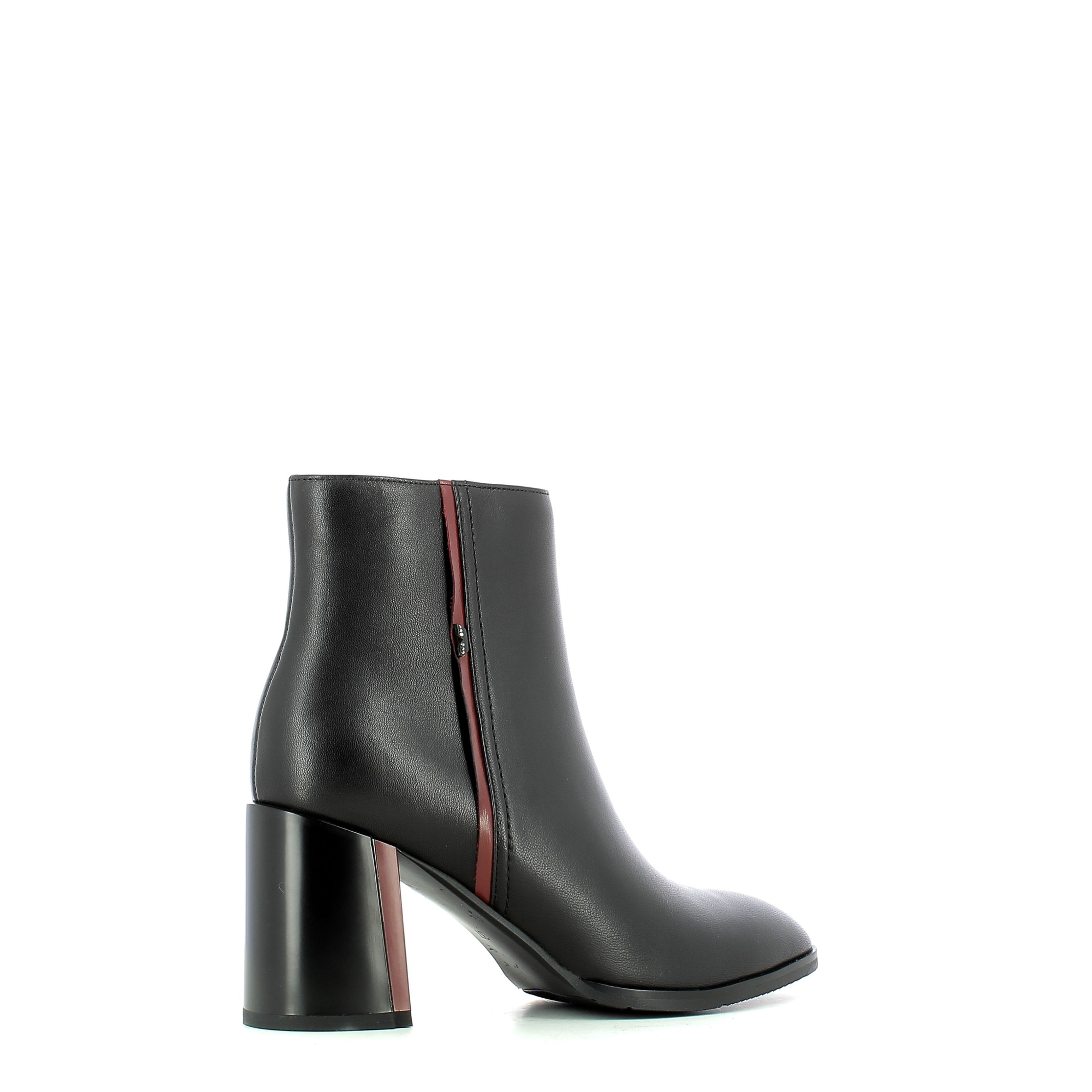 Bottine noire Palmira par Métamorf'ose