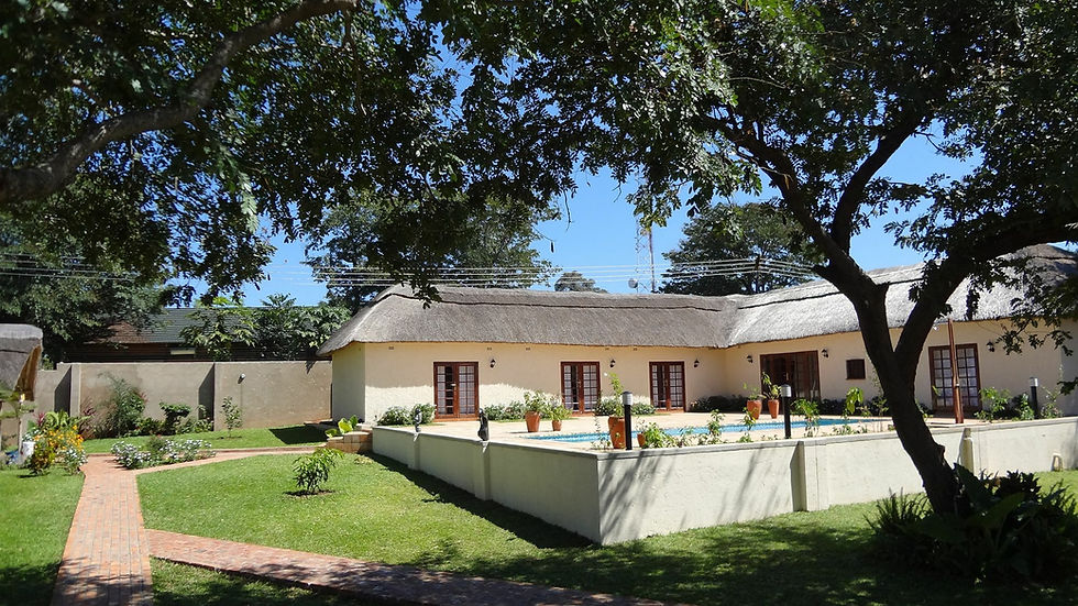 Thumbnail: Mandebele Lodge Victoria Falls