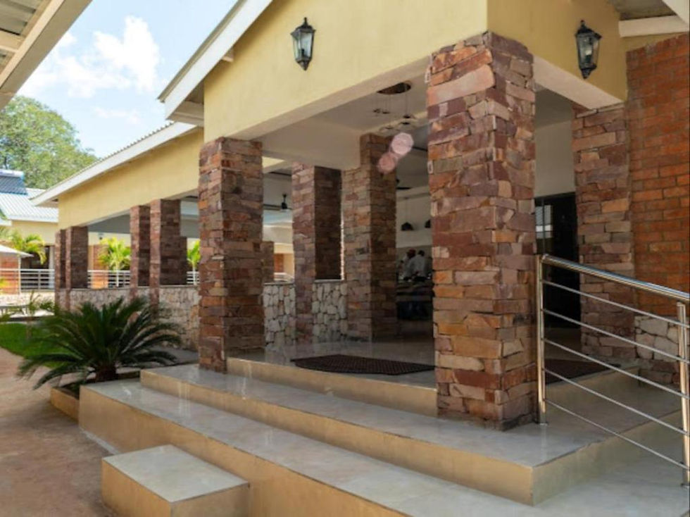 Thumbnail: The Shrub Lodge Victoria Falls