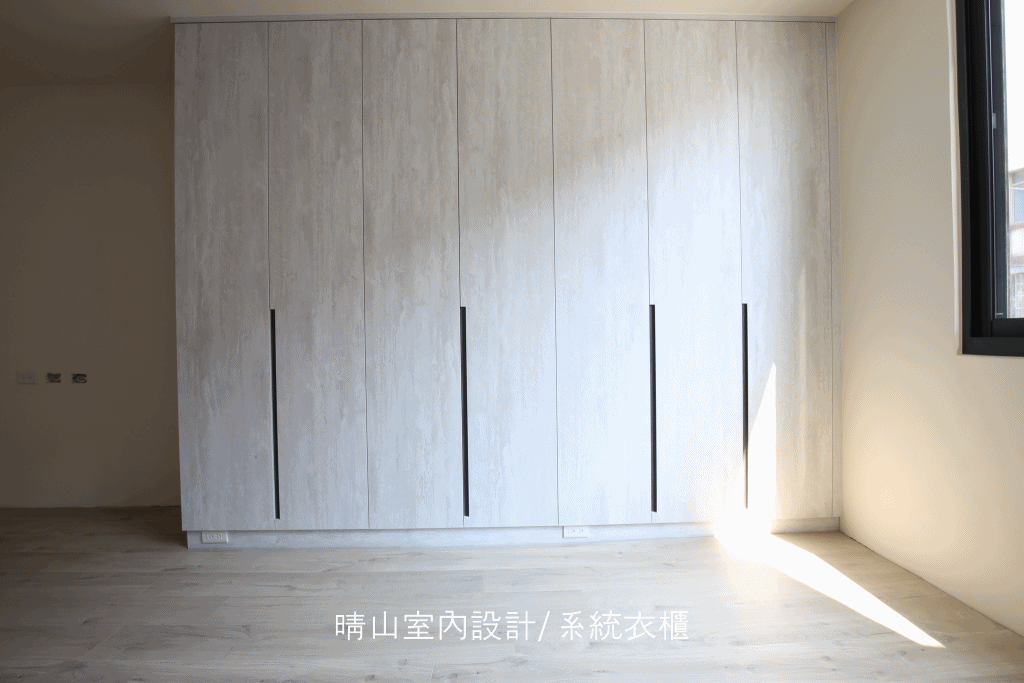沙鹿主臥系統衣櫃.gif