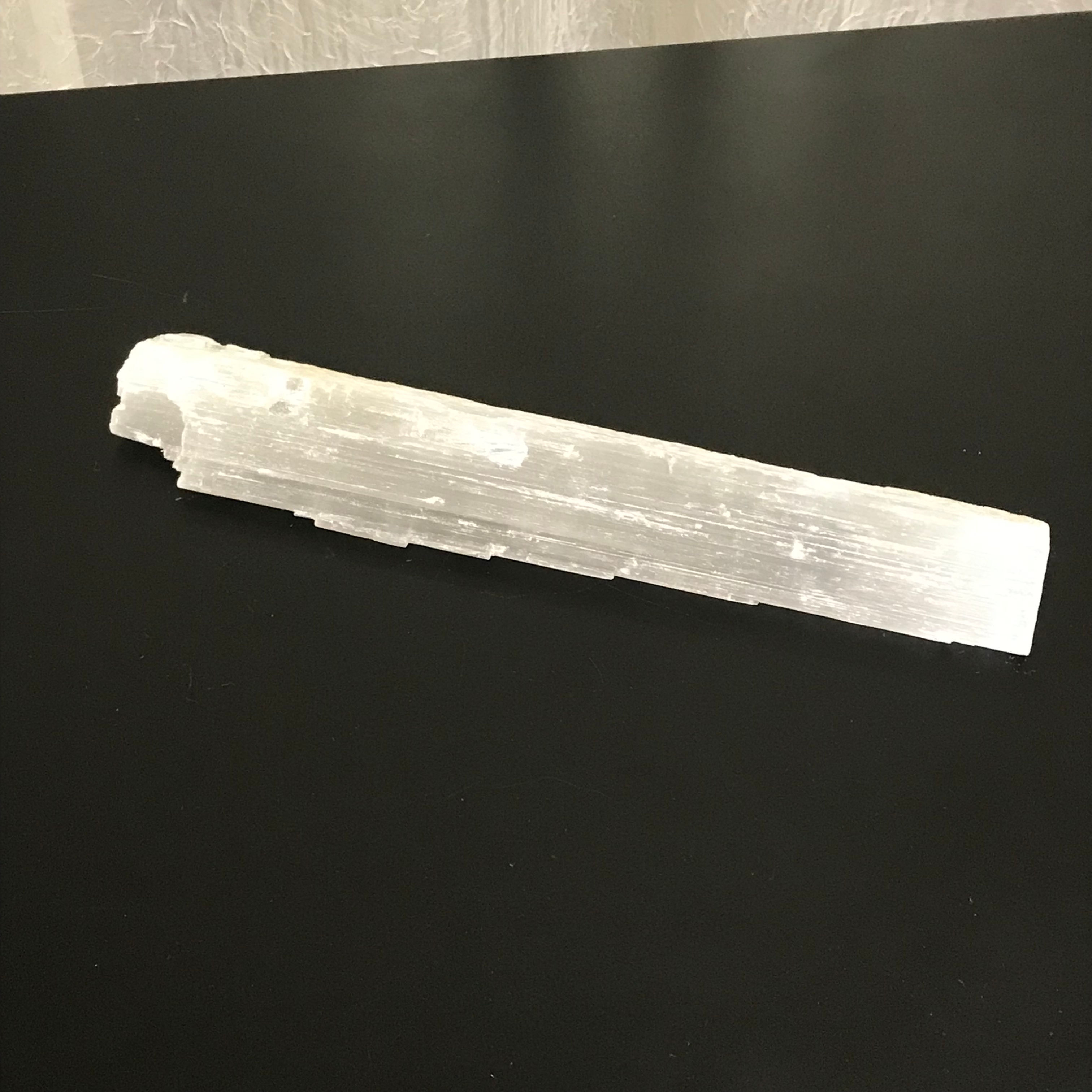 Selenite Wand S102