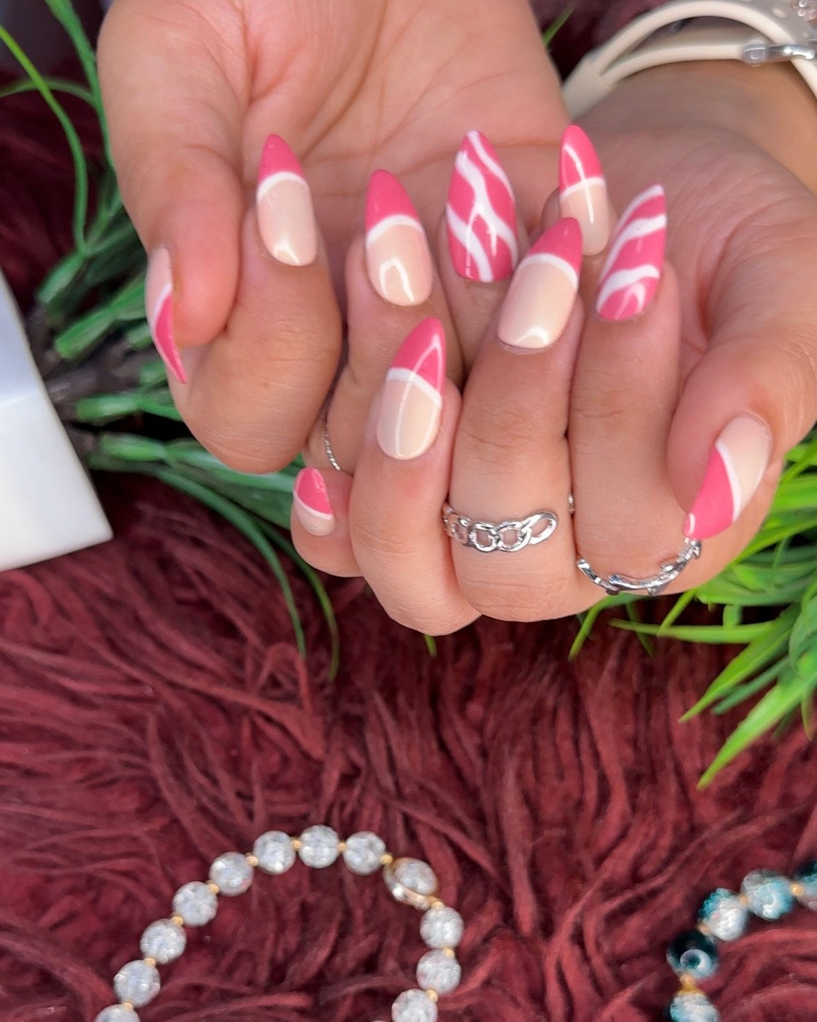 Pop Bloom – Fully Customizable Press-On Set | Hand or Toe