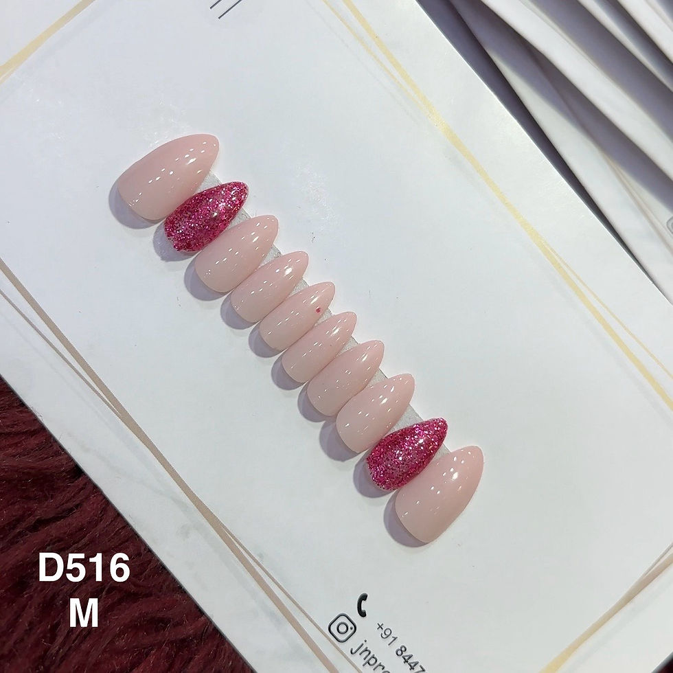 Petal Glow – M Almond | Set of 10 or 12 Nails