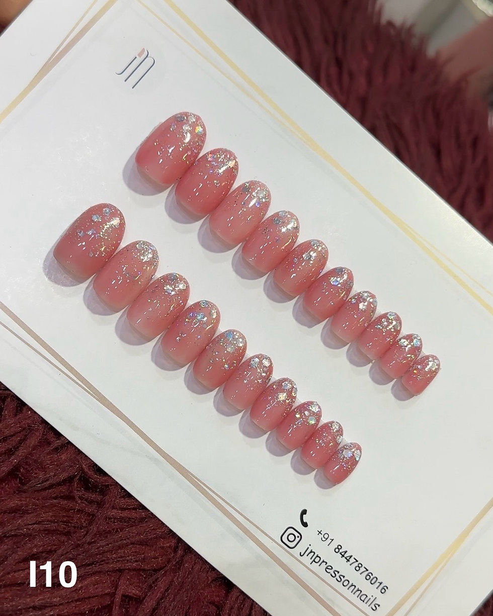 Thumbnail: Pink Gleam – Short Round | Set of 20 Nails