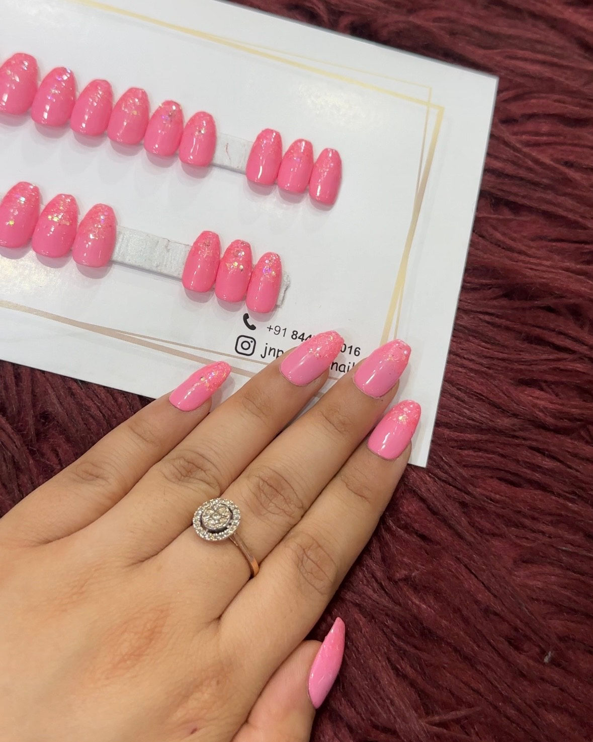 Neon Crush – Short Coffin | Set of 24 Nails