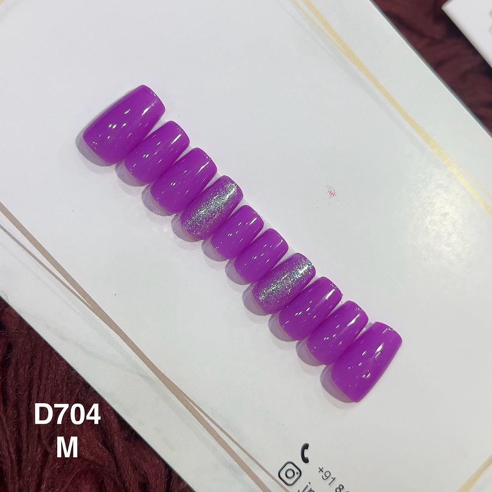 Royal Bloom – M Medium Square | Set of 10 or 12 Nails