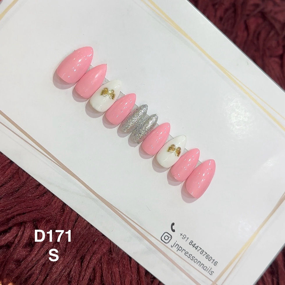 Pink Frost – S Almond | Set of 10 or 12 Nails