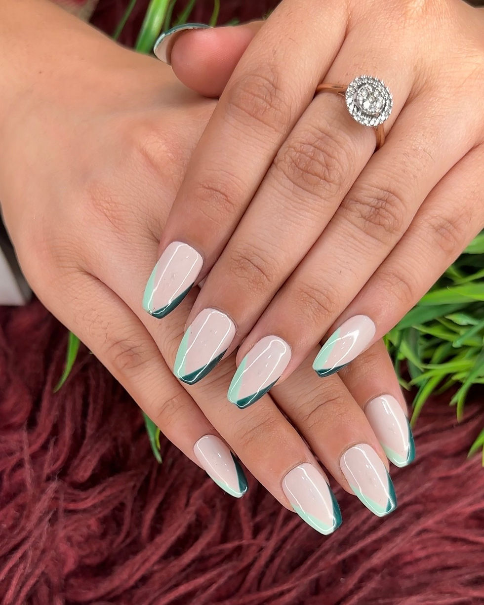 Thumbnail: Pastel Fade – Fully Customizable Press-On Set | Hand or Toe