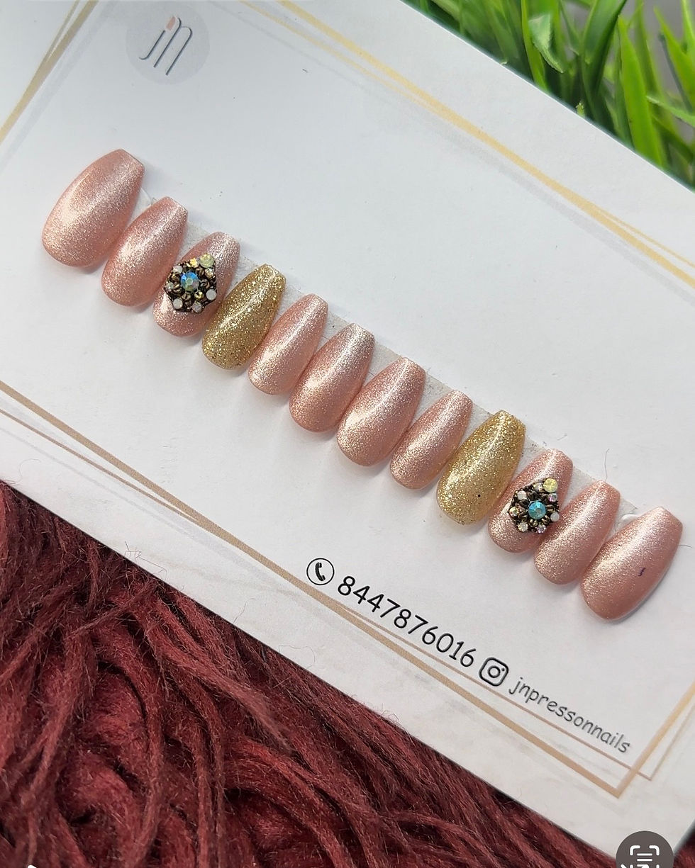 Thumbnail: Glow Nude – Fully Customizable Press-On Set | Hand or Toe