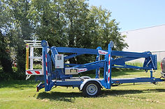 NACELLE TRACTABLE SUR REMORQUE THOMAS 150 NWT 15 METRES