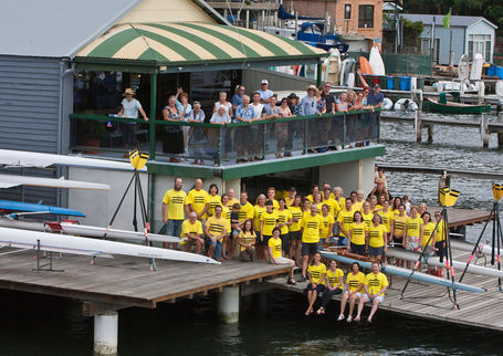Tigers gather for Balcony Sundowner Social