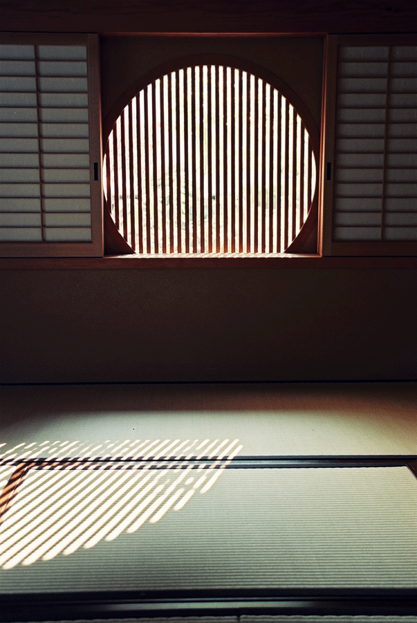 丸窓・陰影が素敵！.png