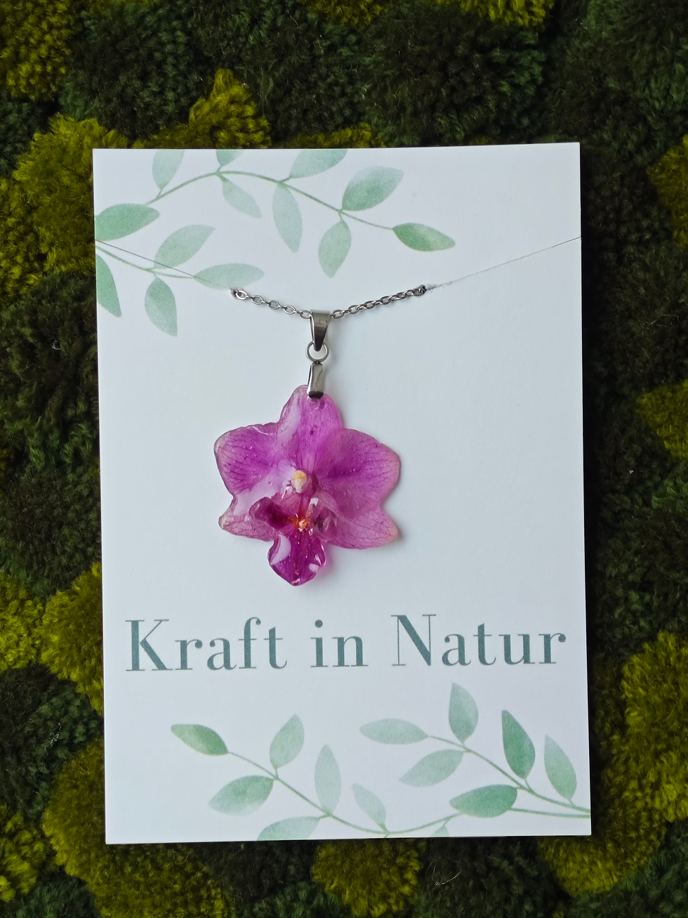 Thumbnail: Mini  Lila Phalaenopsis Orchid Necklace