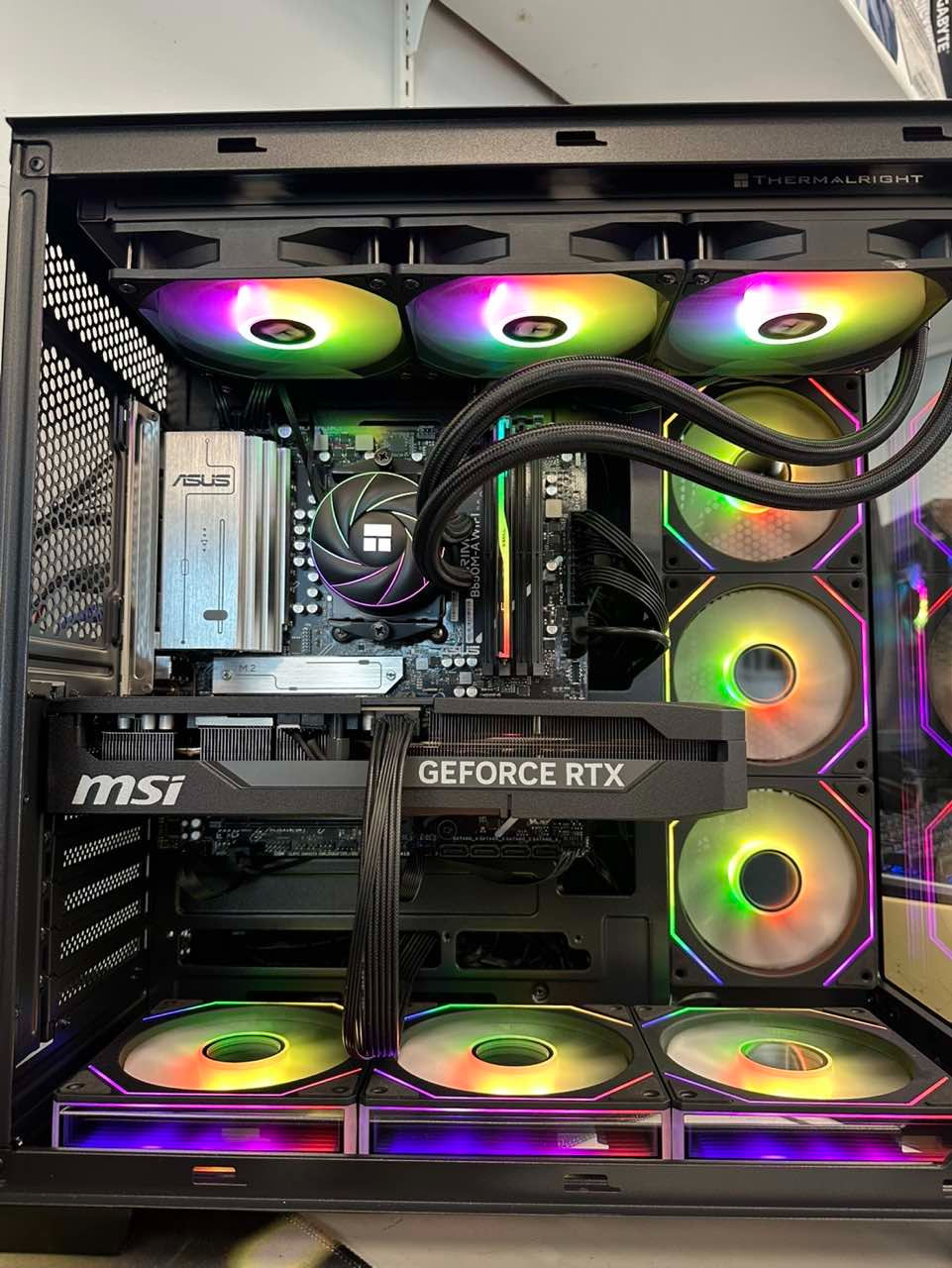 Ryzen 7 7800X3D/32GB RAM/1TB SSD/RTX 5070 Ti