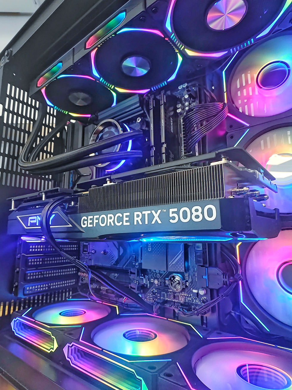 Thumbnail: Ryzen 7 9800X3D/32GB RAM/1TB SSD/RTX 5080 16GB