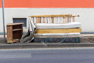 How Mattress Disposal Solutions Help Create Cleaner And Safer Homes