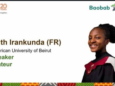 20 ans du programme Mastercard Foundation Scholars: La burundaise Ruth et d'autres boursiers rendent hommage à Mme Reeta Roy. 