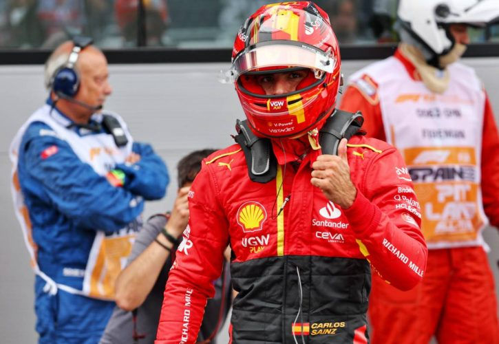 Miniature : Casque Collection F1 1:5 2022 Ferrari Carlos Sainz Spécial Espagne