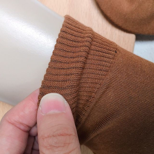 縮圖：縮口純色中筒襪