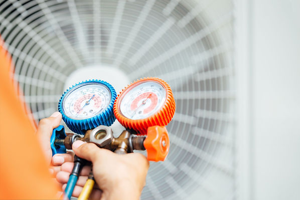 Air Con Technician.jpg