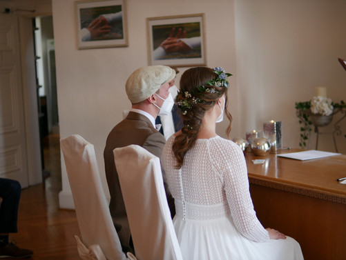 |Hochzeitsfrisur |Brautfrisur |Schweinfurt| Würzburg| Karlstadt| Tauberbischofsheim|Badmergentheim|Volkach |Kitzingen |Brautfrisur |Haare |Hochzeit|Hochzeitsshooting |Brautfrisur |Brautmakeup|makeupTränenfest |Hausbesuch |Hausbesuche |Friseurdienstleistungen |Friseur mobil|mobile Friseurmeisterin |mobil |Haarschnitt |makeup tränenfest |probetermin |hochzeitskleid |Frisur Hochzeit |styling Hochzeit |daheim