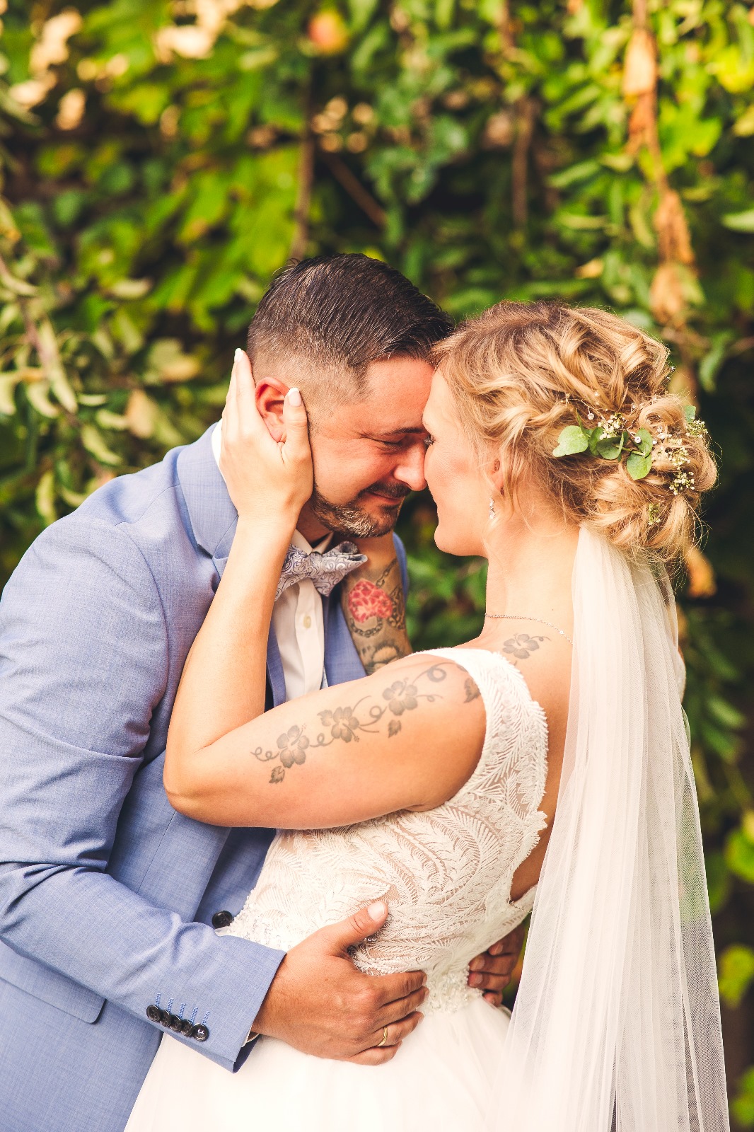 Brautstyling|Brautfrisur|Haare|BrautmakeUp|Würzburg|Tauberbischofsheim|Hochzeit|Braut|Hochsteckfrisur|Kitzingen|Friseurmeister|Frisur|Hochzeit|Braut|Hausbesuch