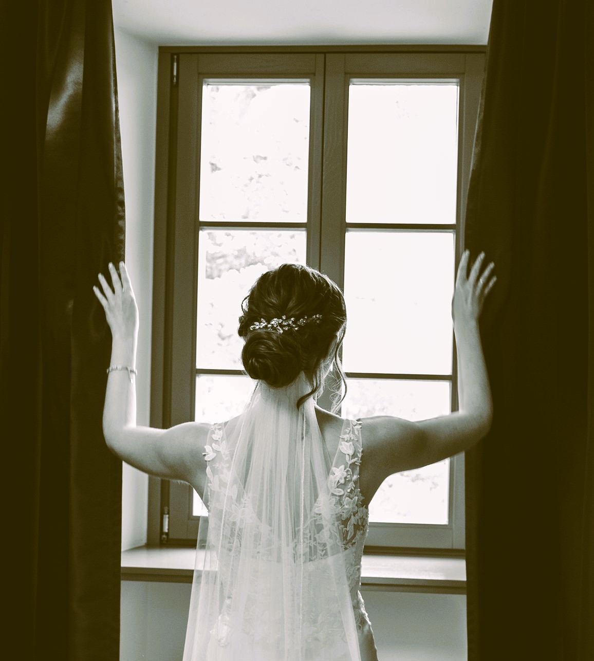 Brautstyling|Brautfrisur|Haare|BrautmakeUp|Würzburg|Tauberbischofsheim|Hochzeit|Braut|Hochsteckfrisur|Kitzingen|Friseurmeisterin|Frisur|Hochzeit|Braut|Hausbesuch|Hairstylinst|MakeupArtist|Wedding|Workshops|Friseurmeister|Brautfrisur|Würzburg|Artist|Makeup|Visagist|Haare|Hochzeit|Videodreh|SFX|HD|Bühnenmakeup|Würzburg|MasterHairstylist|Wedding|Styling|Brautstyling|Hausbesuche|mobil|Werbeagentur|Showmakeup|Maskenbildner|Fotograf|Professional|Stylist|MakeupArtist