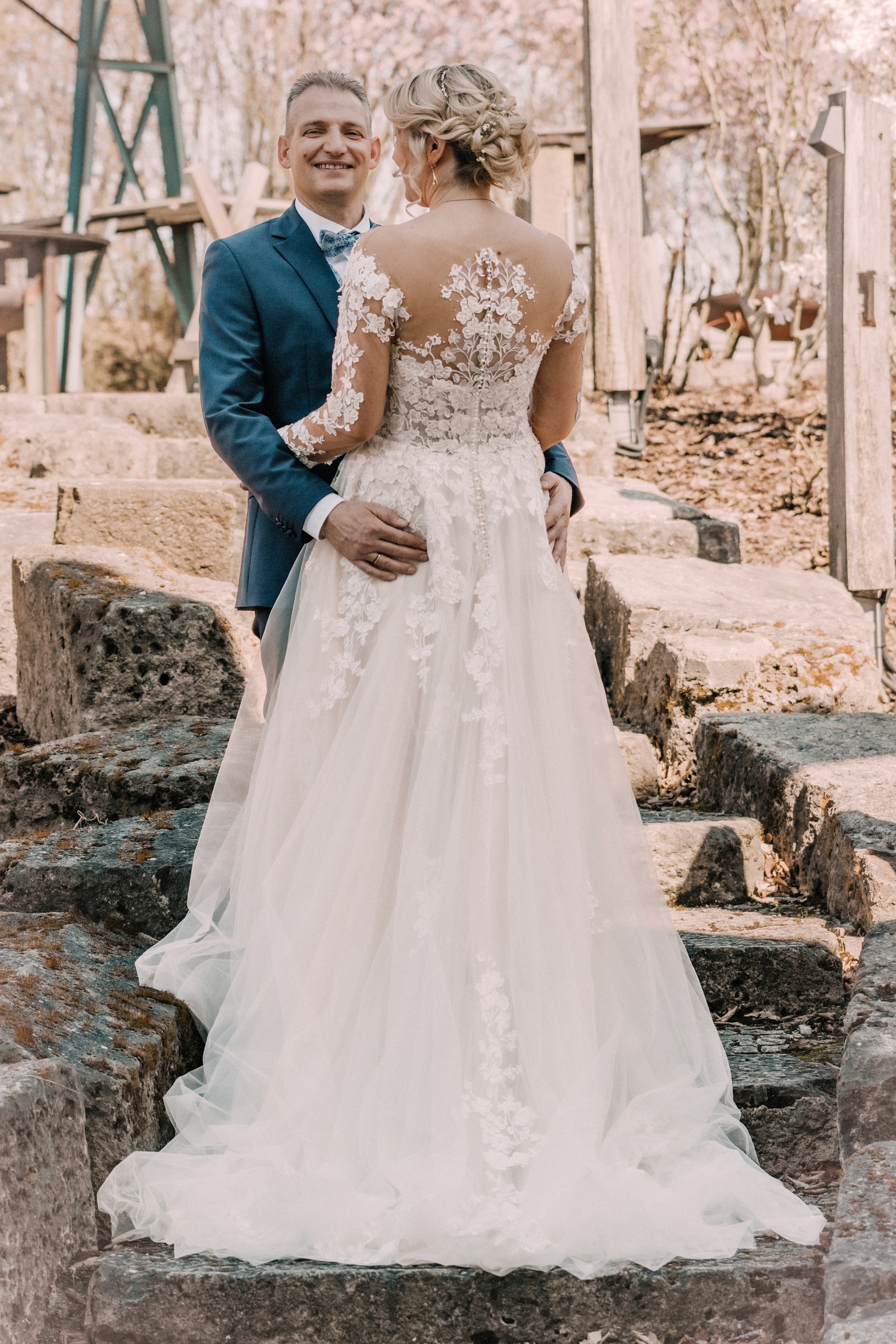 Brautstyling|Brautfrisur|Haare|BrautmakeUp|Würzburg|Tauberbischofsheim|Hochzeit|Braut|Hochsteckfrisur|Kitzingen|Friseurmeisterin|Frisur|Hochzeit|Braut|Hausbesuch|Hairstylinst|MakeupArtist|Wedding|Workshops|Friseurmeister|Brautfrisur|Würzburg|Artist|Makeup|Visagist|Haare|Hochzeit|Videodreh|SFX|HD|Bühnenmakeup|Würzburg|MasterHairstylist|Wedding|Styling|Brautstyling|Hausbesuche|mobil|Werbeagentur|Showmakeup|Maskenbildner|Fotograf|Professional|Stylist|MakeupArtist