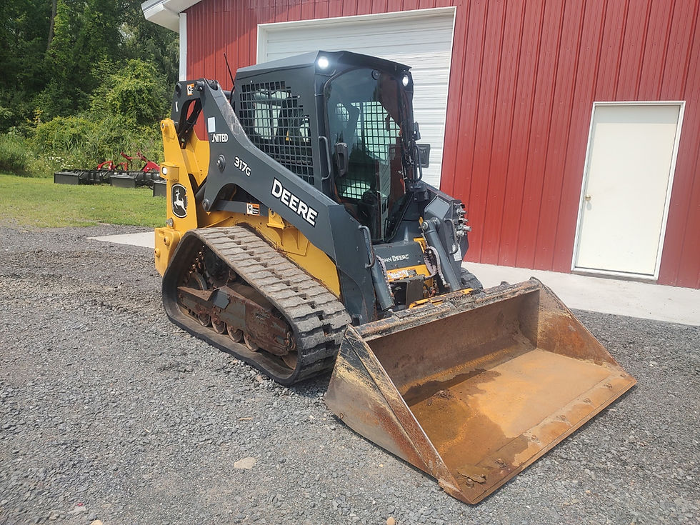 2022 JOHN DEERE 317G