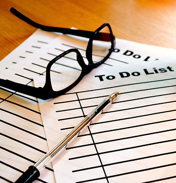 Making a downsizing to-do list.