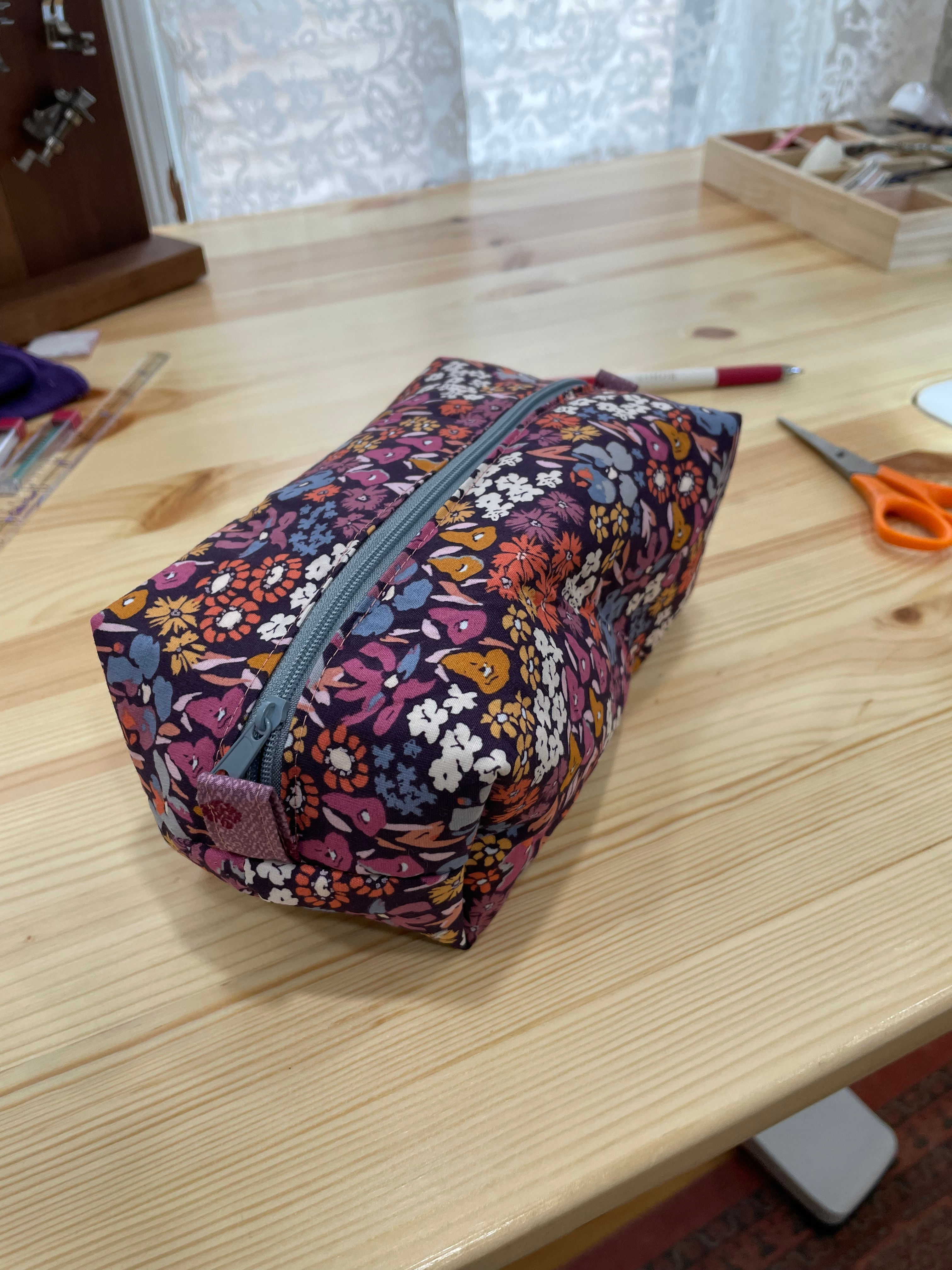 Magenta Flower Garden pouch