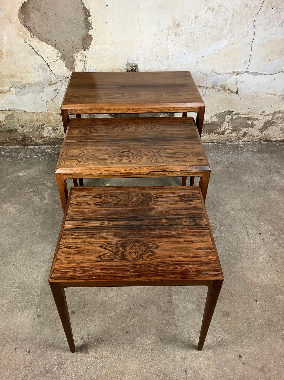 Miniaturebillede: Rosewood nesting tables by Johannes Andersen