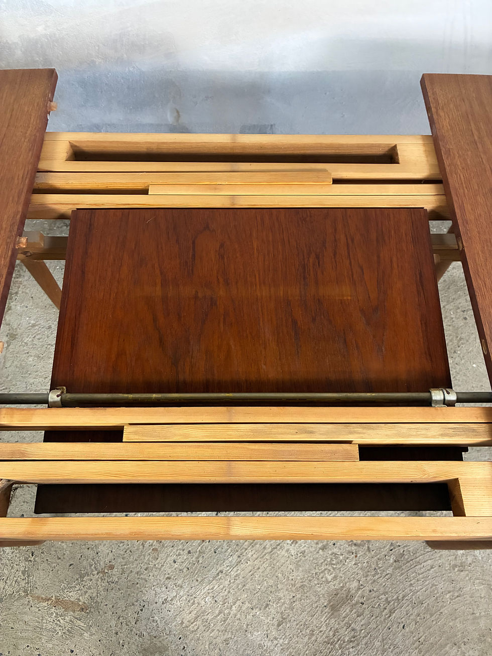 Miniaturebillede: Teak table with butterfly leaf 139x95 + 1x59