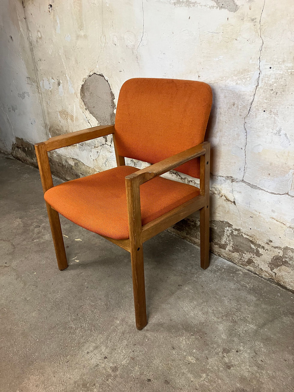 Thumbnail: Oak Armchair 